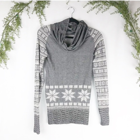 Climawear Tops - Climawear Gray Snowflake Longsleeve Cowl Neck Top